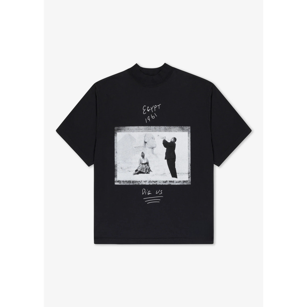 LOUIS LOVE Tees